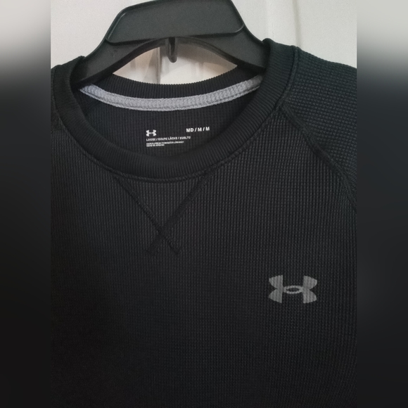 Men's Under Armour Pull Over - Picture 3 of 3